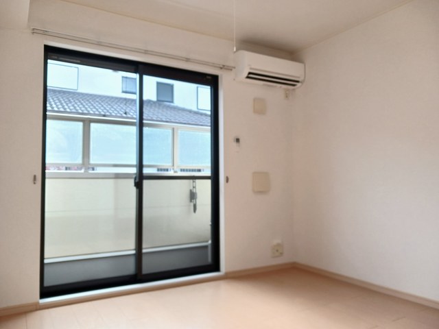 リヴェール北花田 リビング