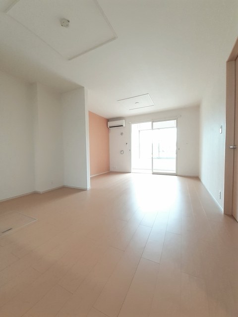 フェリーチェ リビング