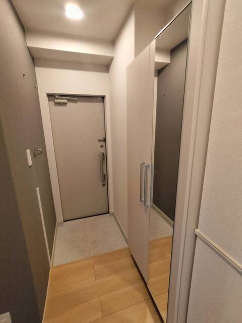 グレース讃良 玄関