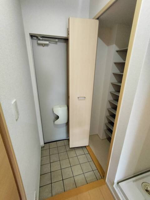 ヌーベル・ソウザⅠ 玄関