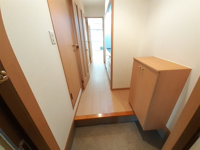 プロムナード歌島 玄関