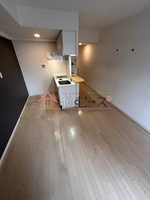 パウゼドーム前 リビング