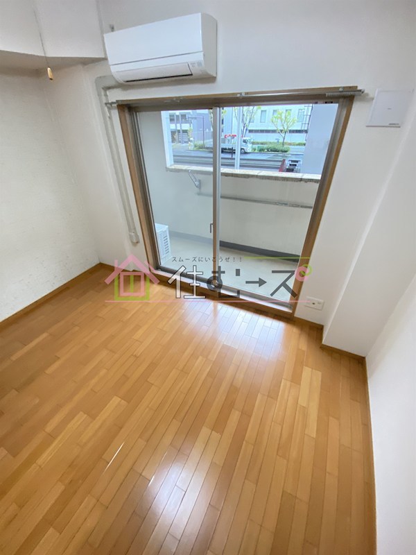 プレサンス難波OCAT前 ベッドルーム