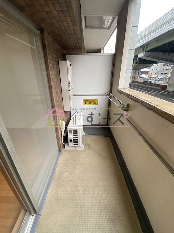 プレサンス難波OCAT前 ベランダ