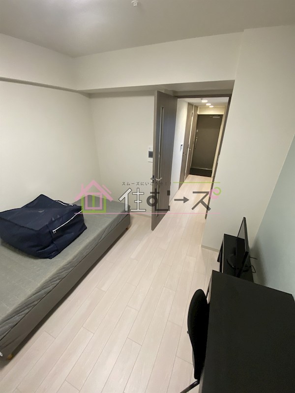 ファステート難波ミライズ リビング