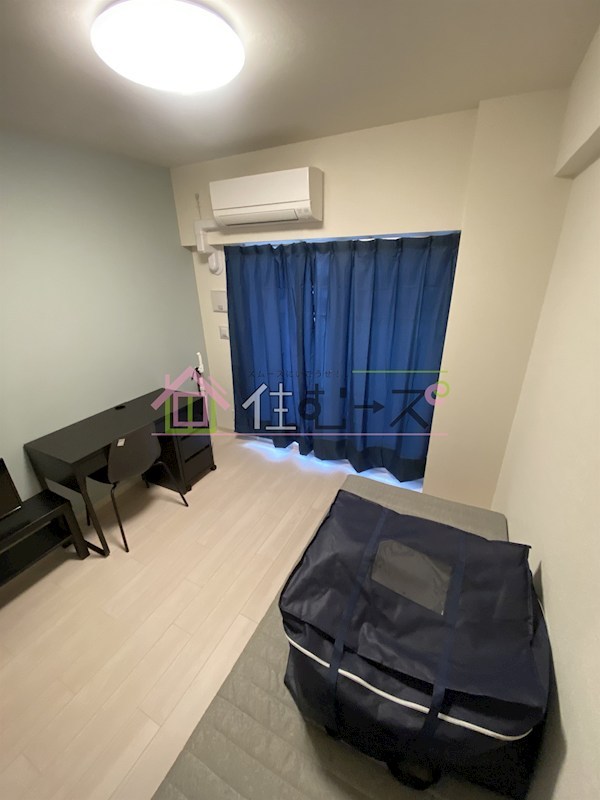 ファステート難波ミライズ ベッドルーム