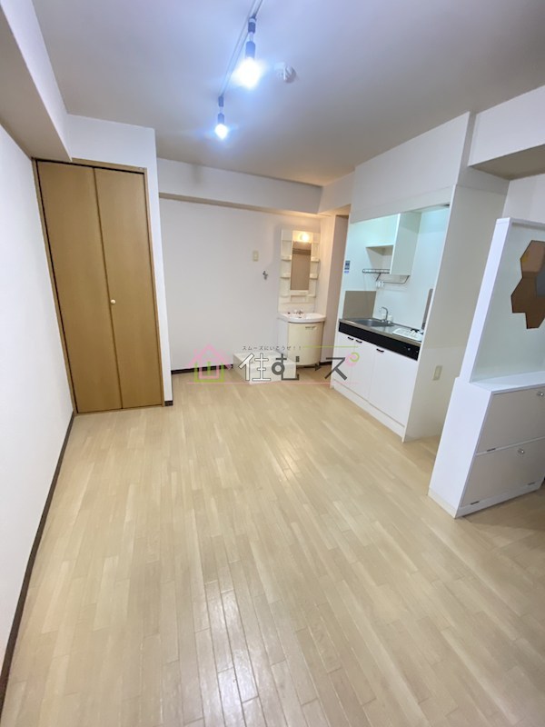 ステイタス難波 リビング