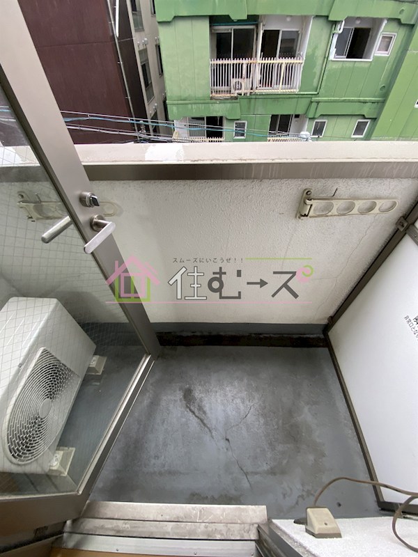 レフィナード恵美須 ベランダ