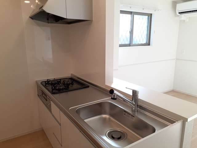 フィオーレ　つつみ　Ⅲ キッチン