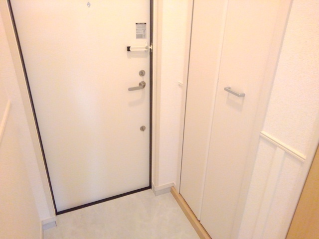 ヴィリダーリウム　上山手 玄関