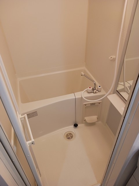 ＡＤＥＳＳＯ　（アデッソ） 風呂画像