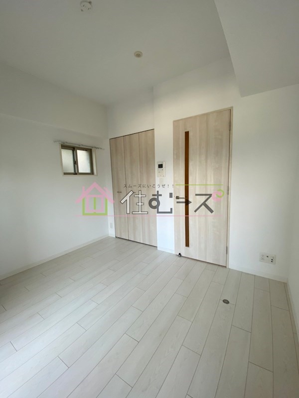 エスリード心斎橋EAST リビング