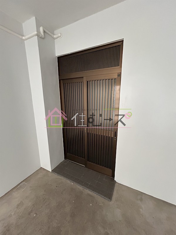 田川北2丁目戸建 玄関