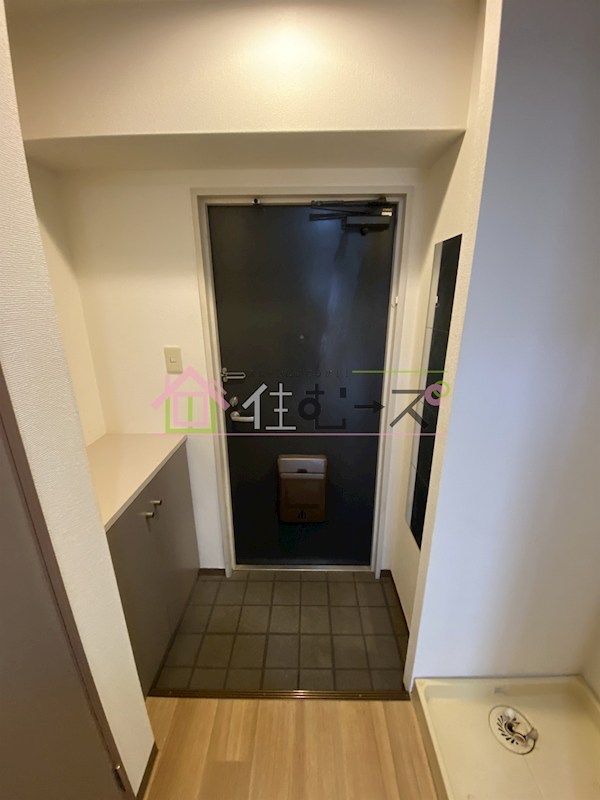 おおきに新大阪駅前サニーアパートメント 玄関