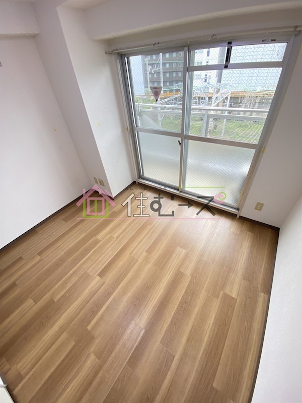 おおきに新大阪駅前サニーアパートメント ベッドルーム