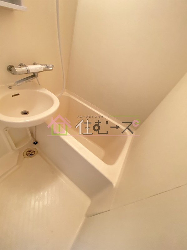 おおきに新大阪駅前サニーアパートメント 風呂画像