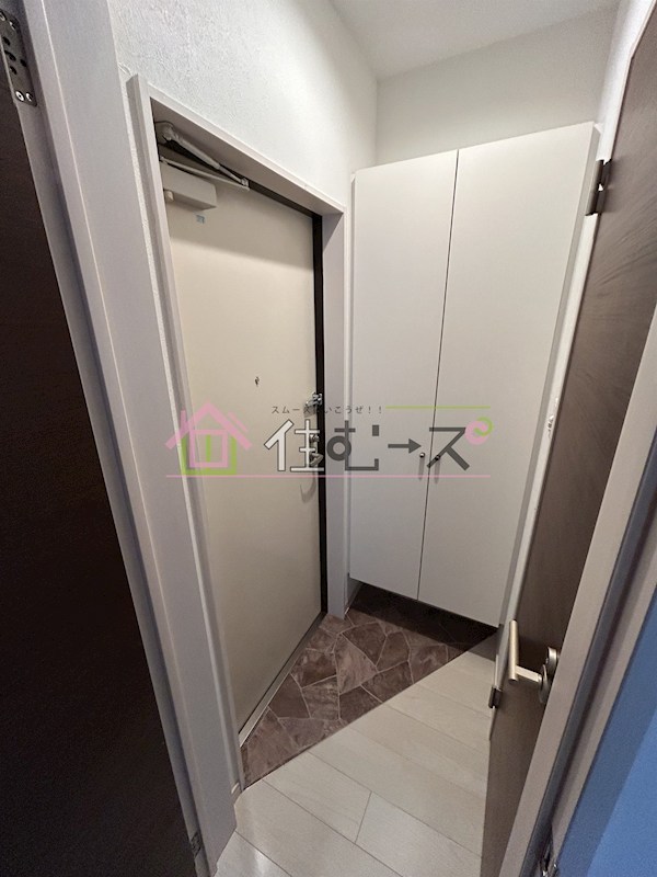 GRANDIR三津屋中 玄関