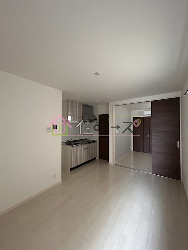 GRANDIR三津屋中 リビング