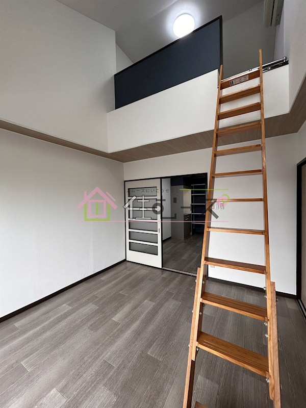 ジュネス西中島 リビング