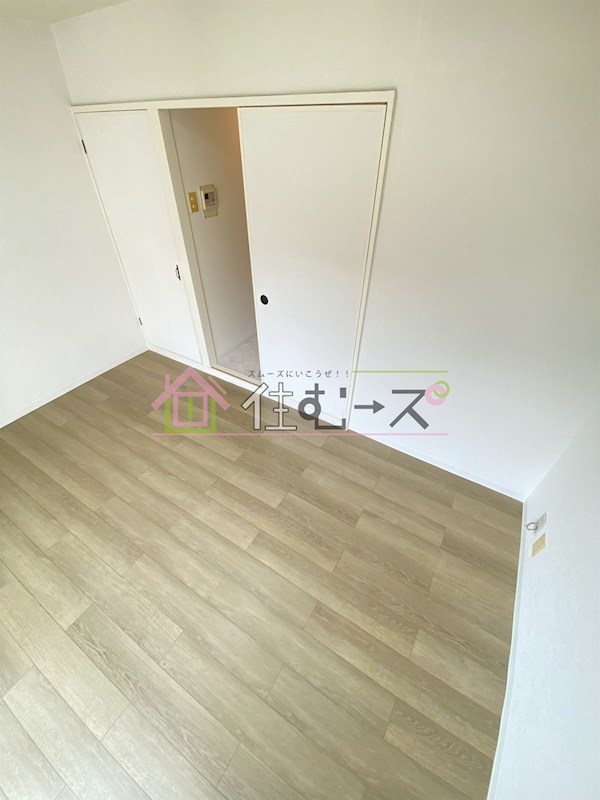 エリータ上新庄 リビング