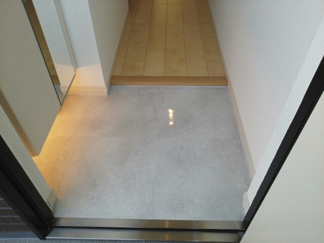 クレバーハウス 玄関