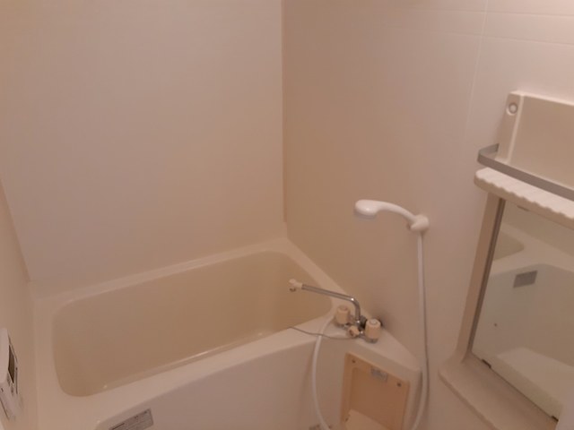 ティンカーベルノワ 風呂画像