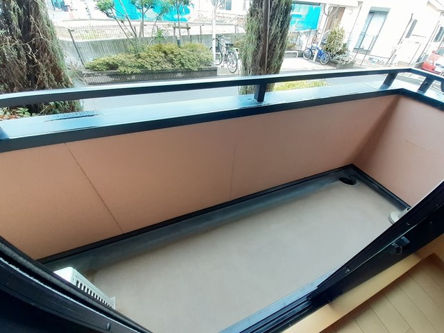 サン　フレイム ベランダ