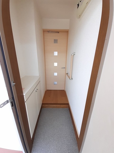 メゾンラメールⅡ 玄関