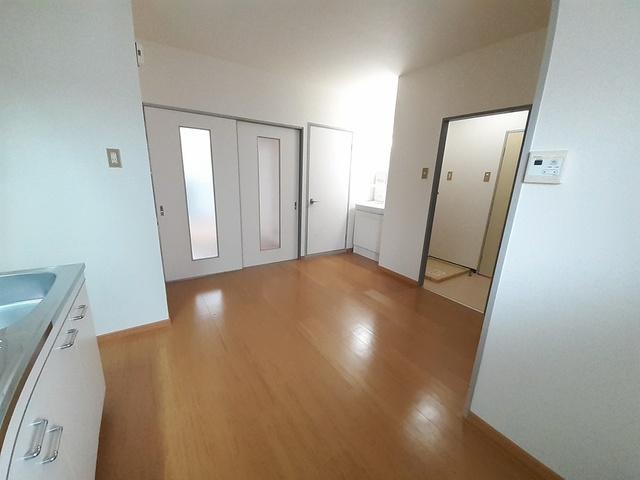 ハイツリバーサイド リビング