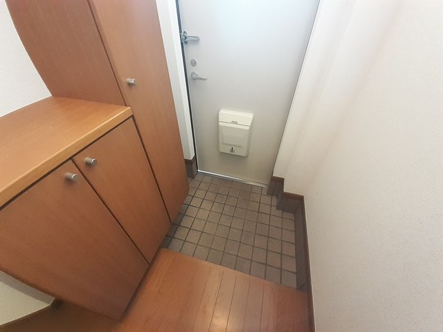 シャン・グリシーヌ 玄関