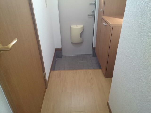 サンライト　ヒルＢ 玄関