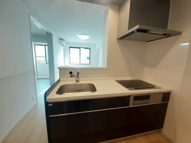 スペチアーレ　トレ キッチン