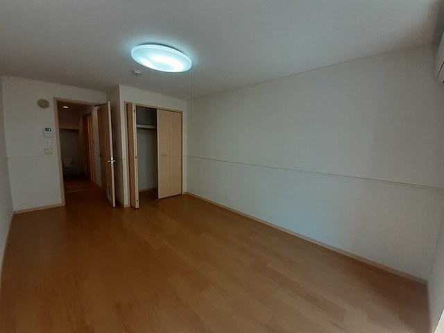 ビッグ　ウエスト リビング