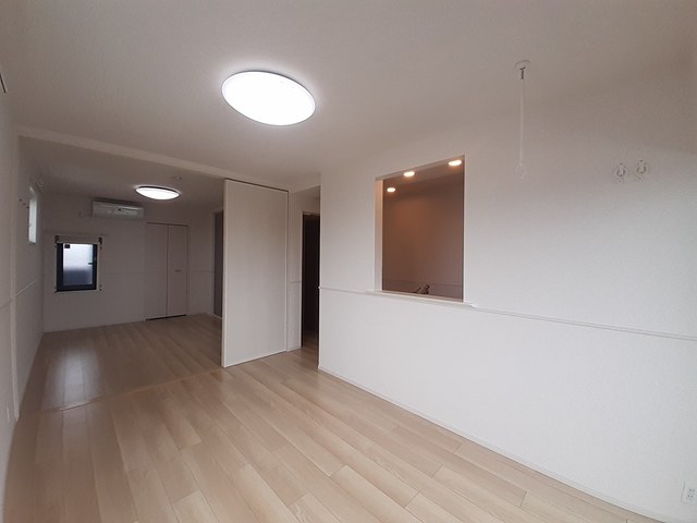 ポルチュラーカ リビング