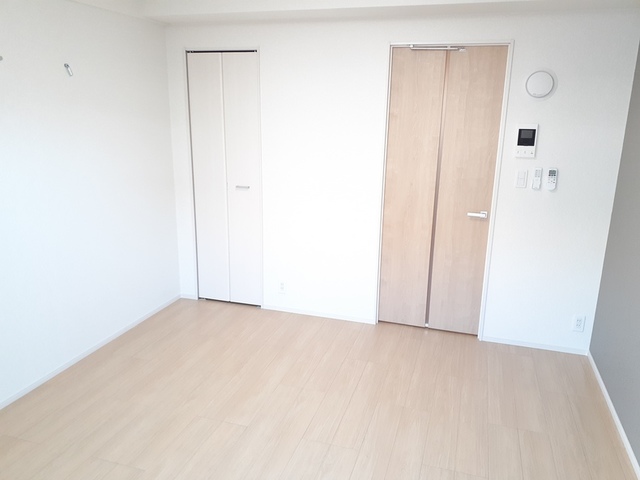 サニーレジデンス　高槻 リビング