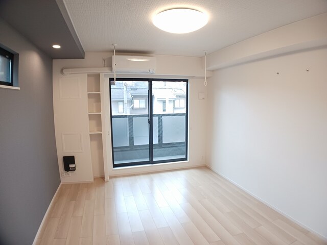 ヒカルサ堺市文珠橋通Ⅰ リビング