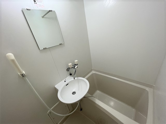 レオパレス昴 風呂画像