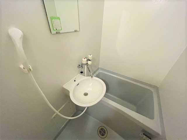 レオパレスＡ＆Ｒ 風呂画像