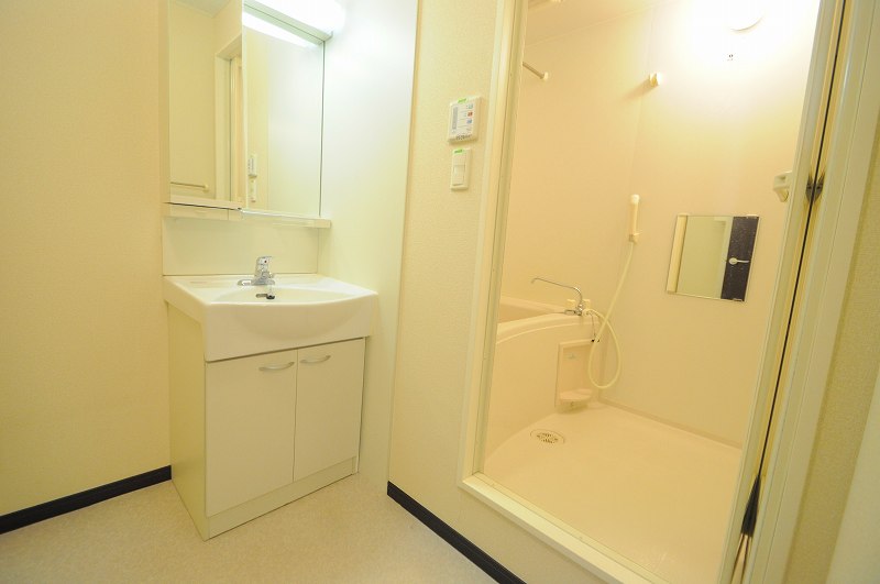 レオネクスト丹比多治井荘 風呂画像