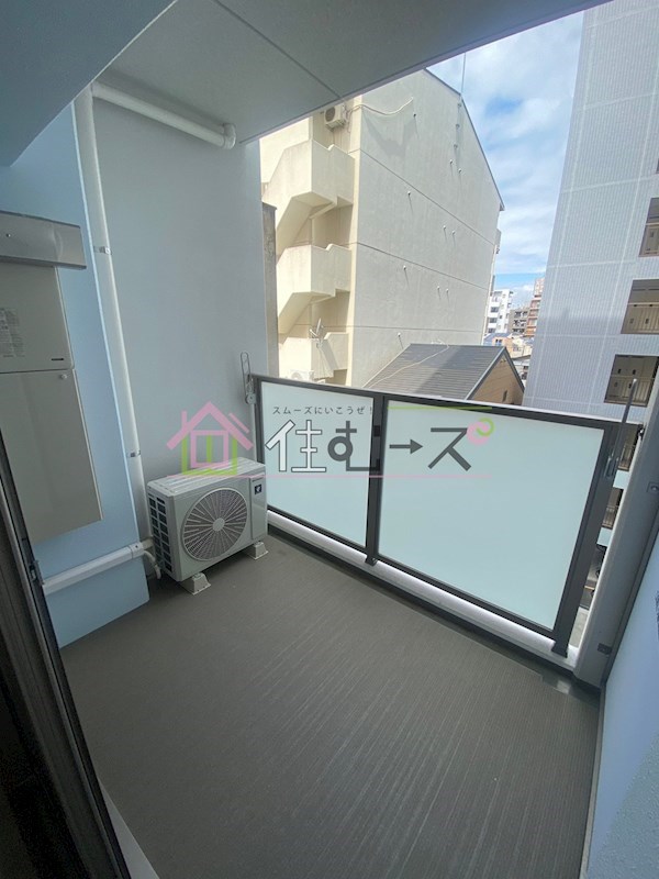 フォーリアライズ難波南レーヴ ベランダ