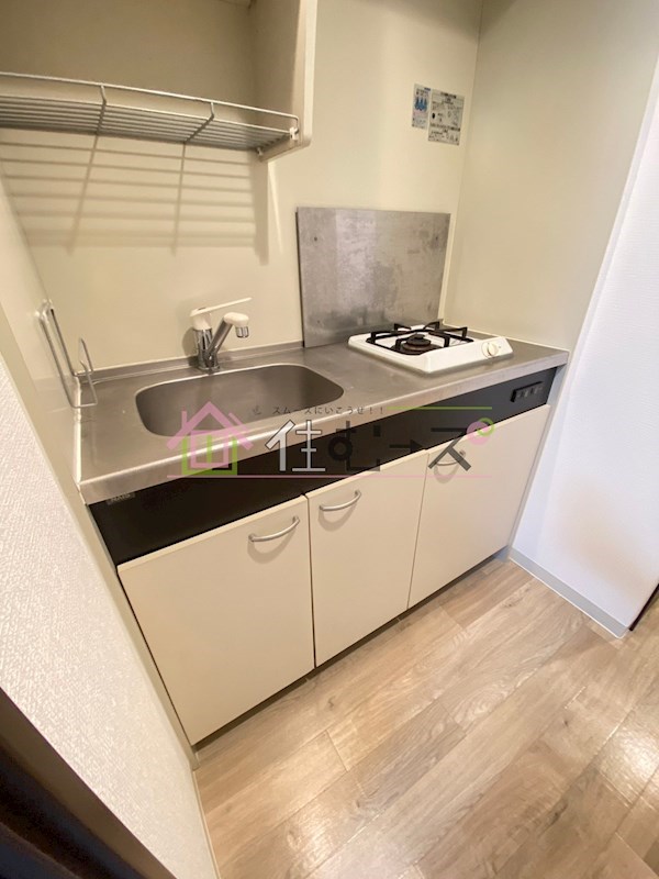 SWISS難波西 キッチン