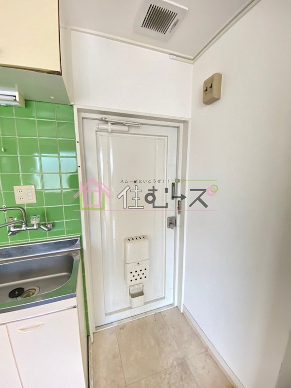 ノアーズアーク北堀江 玄関