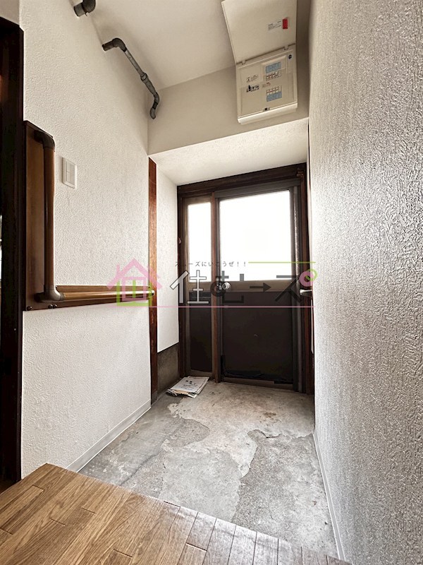 南恩加島6丁目貸家 玄関