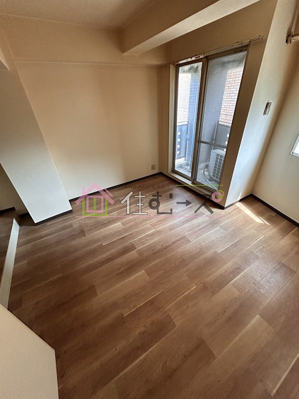 I-ZONE ベッドルーム