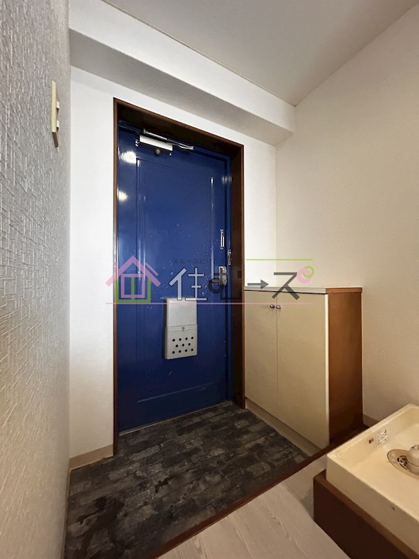 平田マンション 玄関