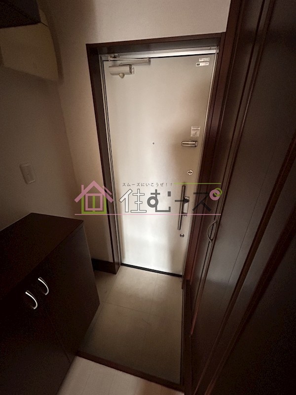 YG北畠ハウス 玄関