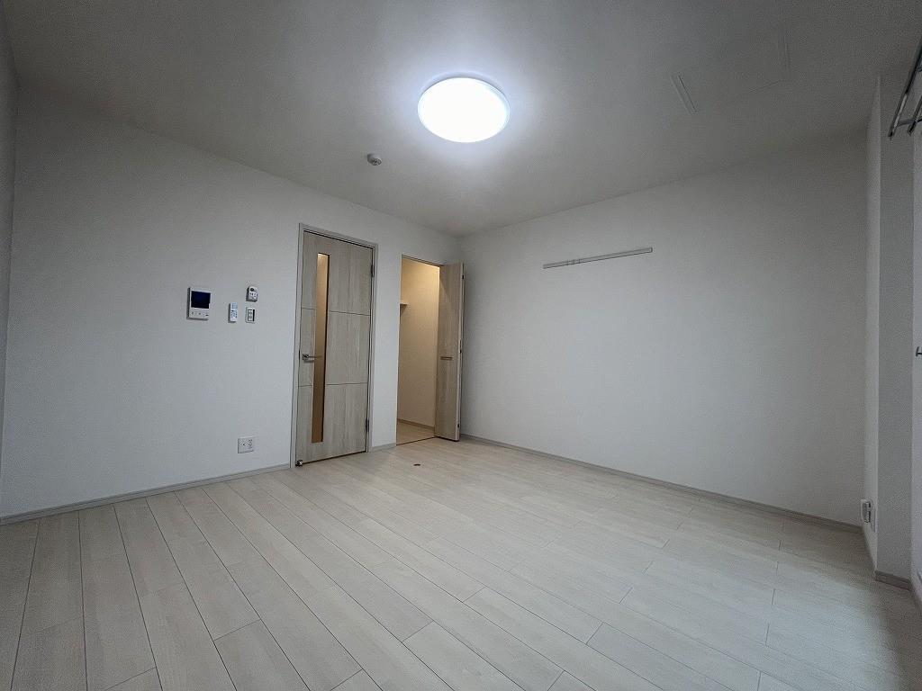 リプライネ中楠 ベッドルーム