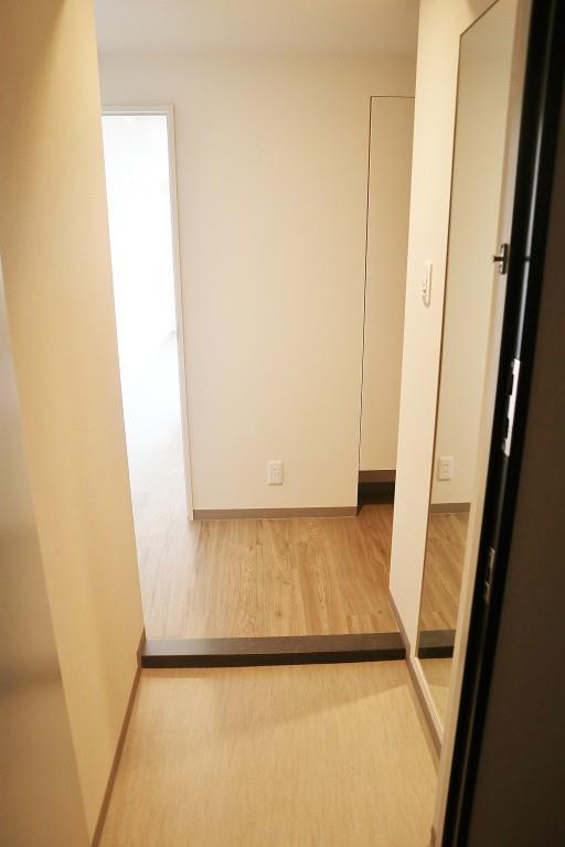 中条プレイス 玄関