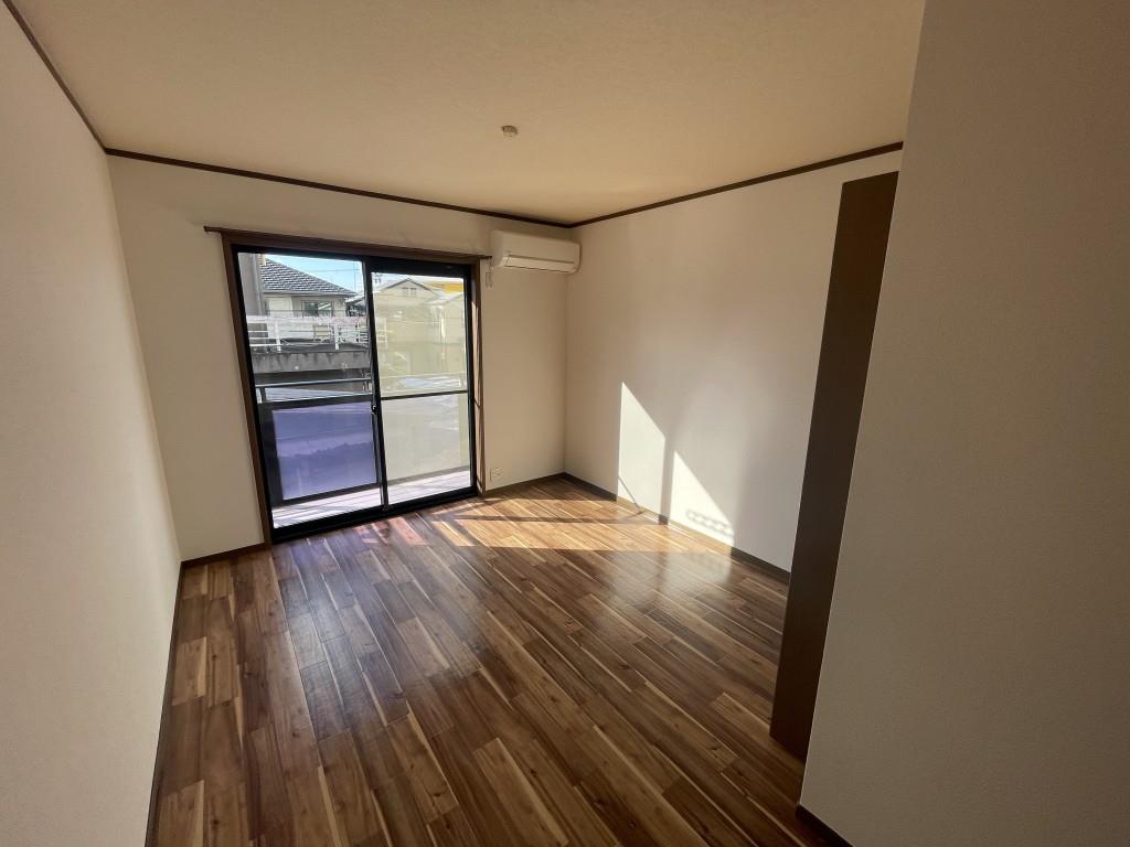 エレガンタナカ ベッドルーム