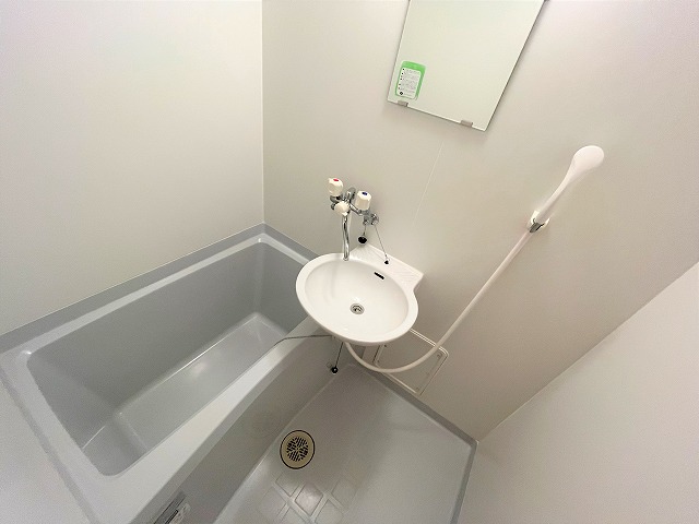 レオパレスセジュール和泉 風呂画像